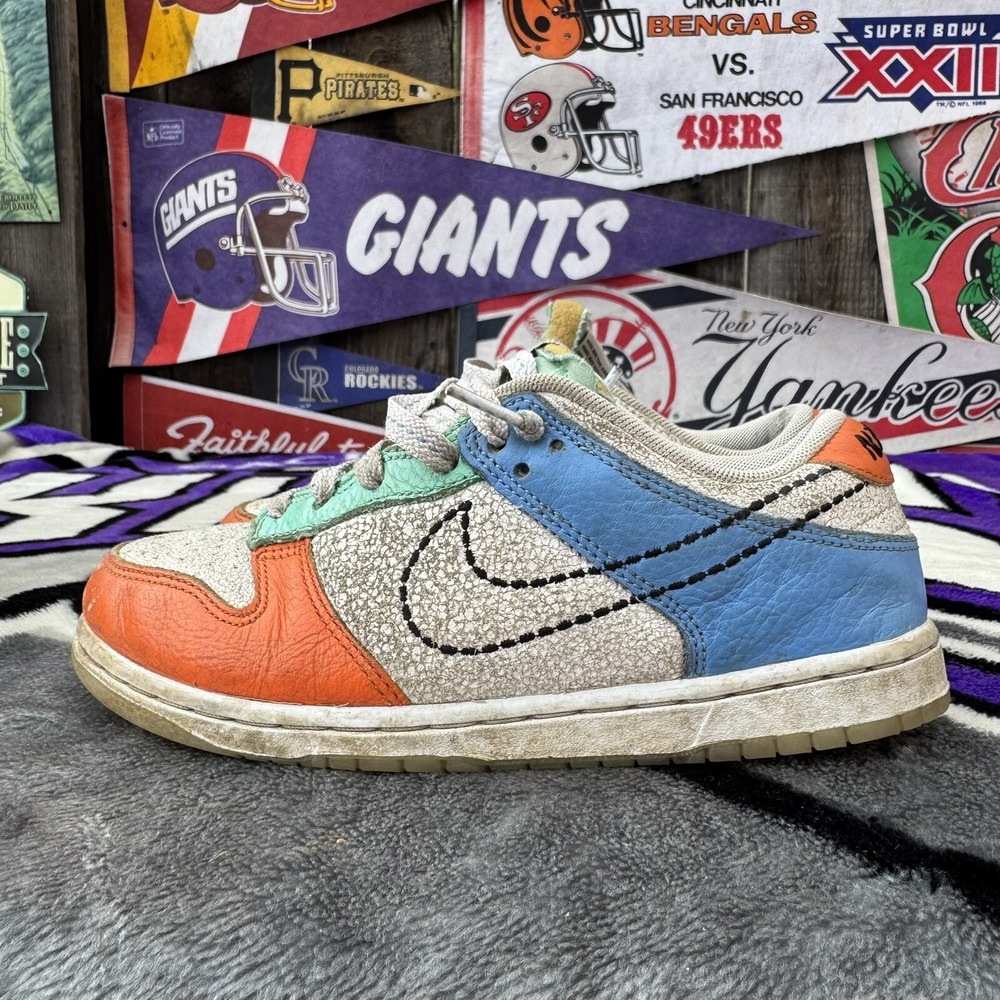 Size 3Y -‎ Nike Dunk Low White/Black-Safety Orange GS (DX3364 100)